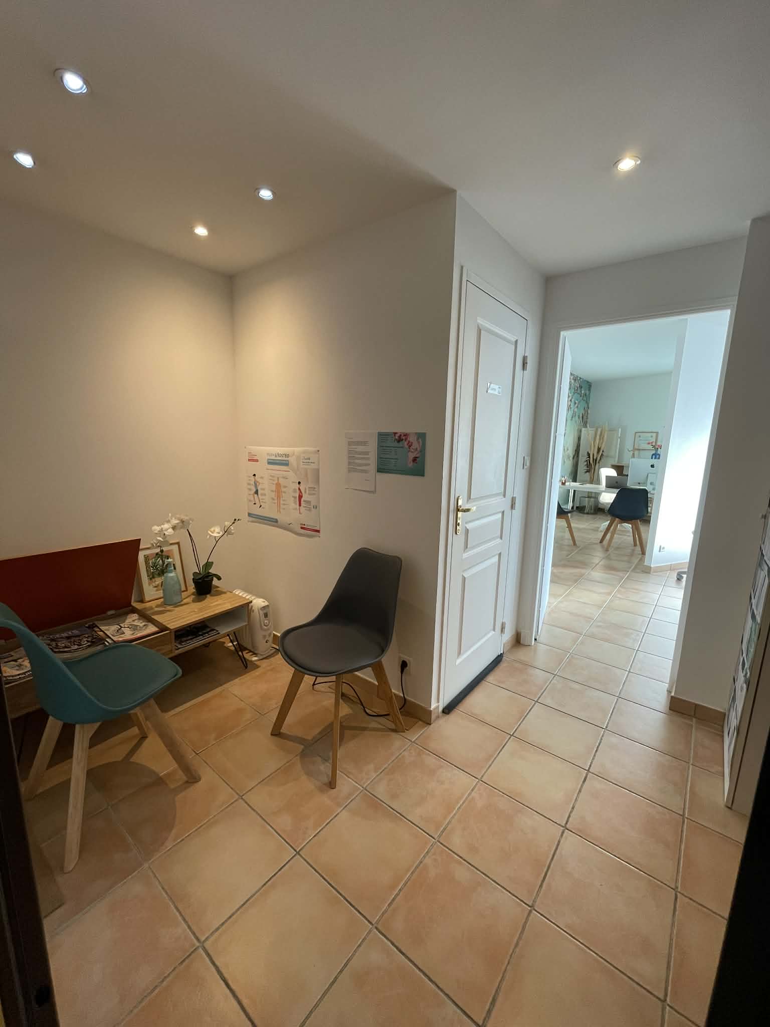 Salle d'attente du cabinet de Aix-en-Provence